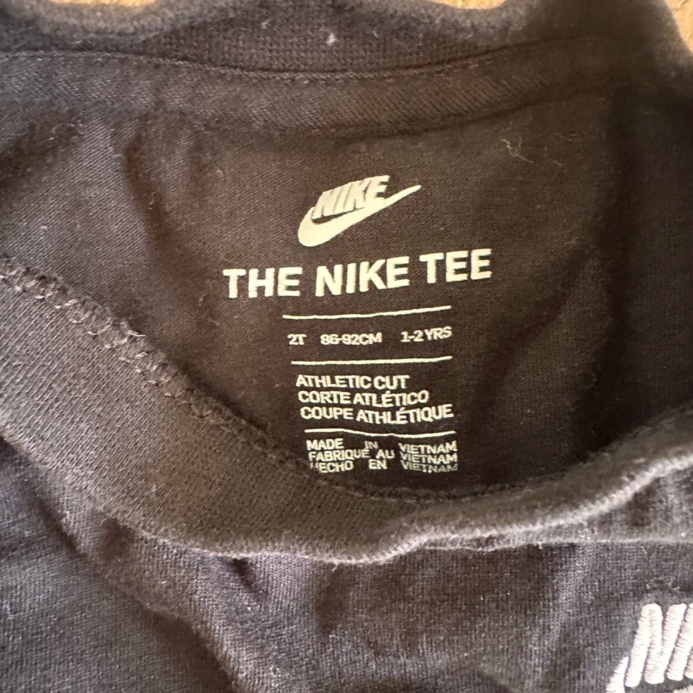 Toddler Nike Shirt - Picture 3 of 3